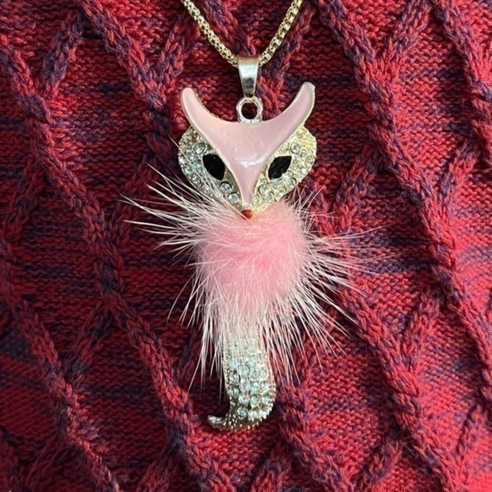 (N2) New Cute Fox Pendant Long Chain necklace